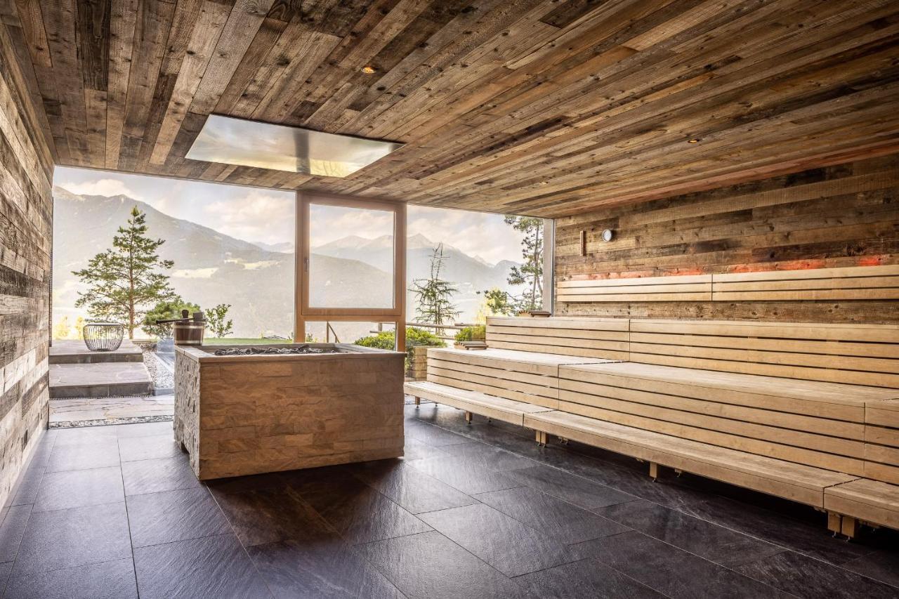 ホテル My Arbor - Dolomites ブレッサノーネ エクステリア 写真 The spa at the Hotel Axelmannstein