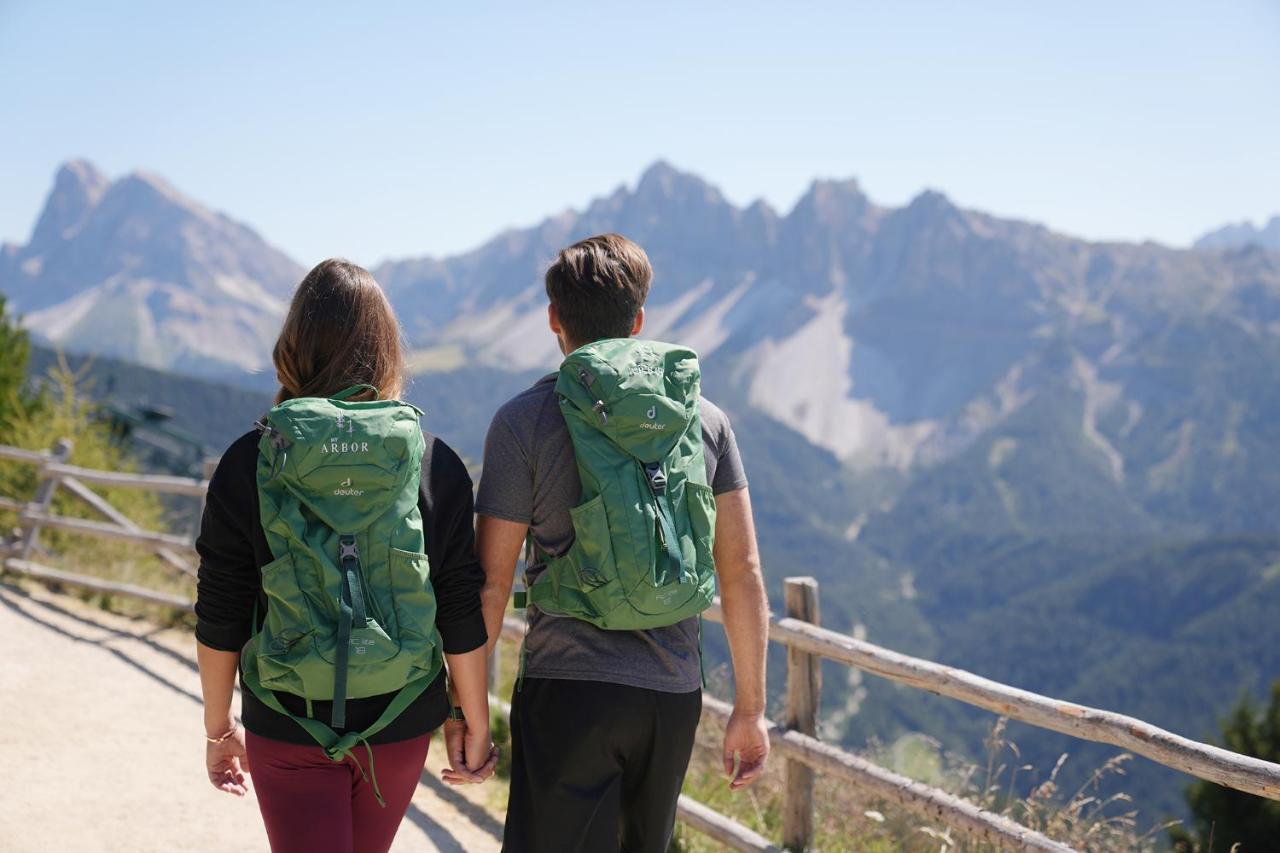 ホテル My Arbor - Dolomites ブレッサノーネ エクステリア 写真 Hiking in the Alps