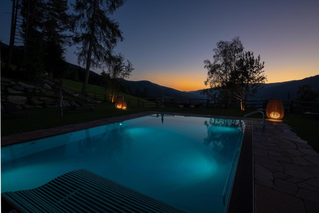 ホテル My Arbor - Dolomites ブレッサノーネ エクステリア 写真 The swimming pool at the Hotel 7132